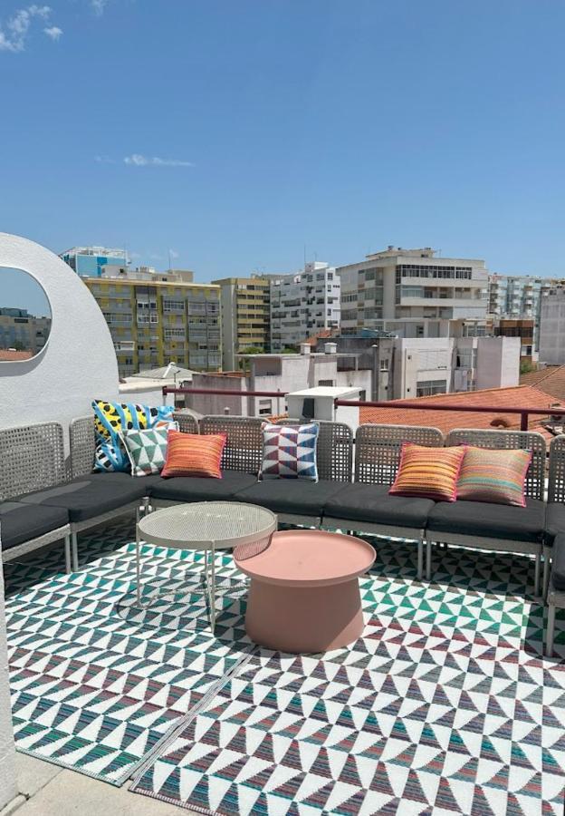Groovy Caparica Gem With Large Sunny Terrace Leilighet Costa de Caparica Eksteriør bilde
